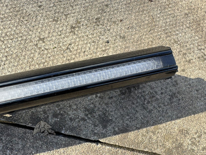 VW Touareg CR 2019-2026 Priekinė dešinioji LED juosta DRL subraižyta 761941654A