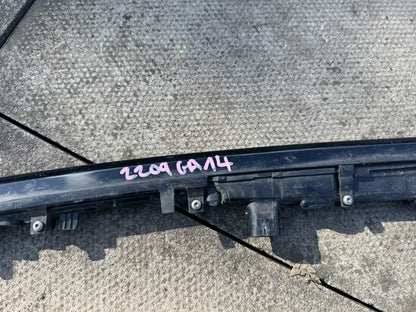 VW Touareg CR 2019-2026 Priekinė dešinioji LED juosta DRL subraižyta 761941654A