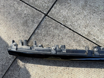 VW Touareg CR 2019-2026 Priekinė dešinioji LED juosta DRL subraižyta 761941654A