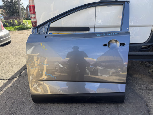 Nissan Qashqai J12 Mk3 2021 en adelante Puerta Delantera Izquierda Pelada Gris Abolladura Rayada