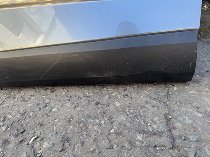 Nissan Qashqai J12 Mk3 2021 évjárattól Bal első ajtó csupasz ajtólemez Szürke Horpadt Karcos