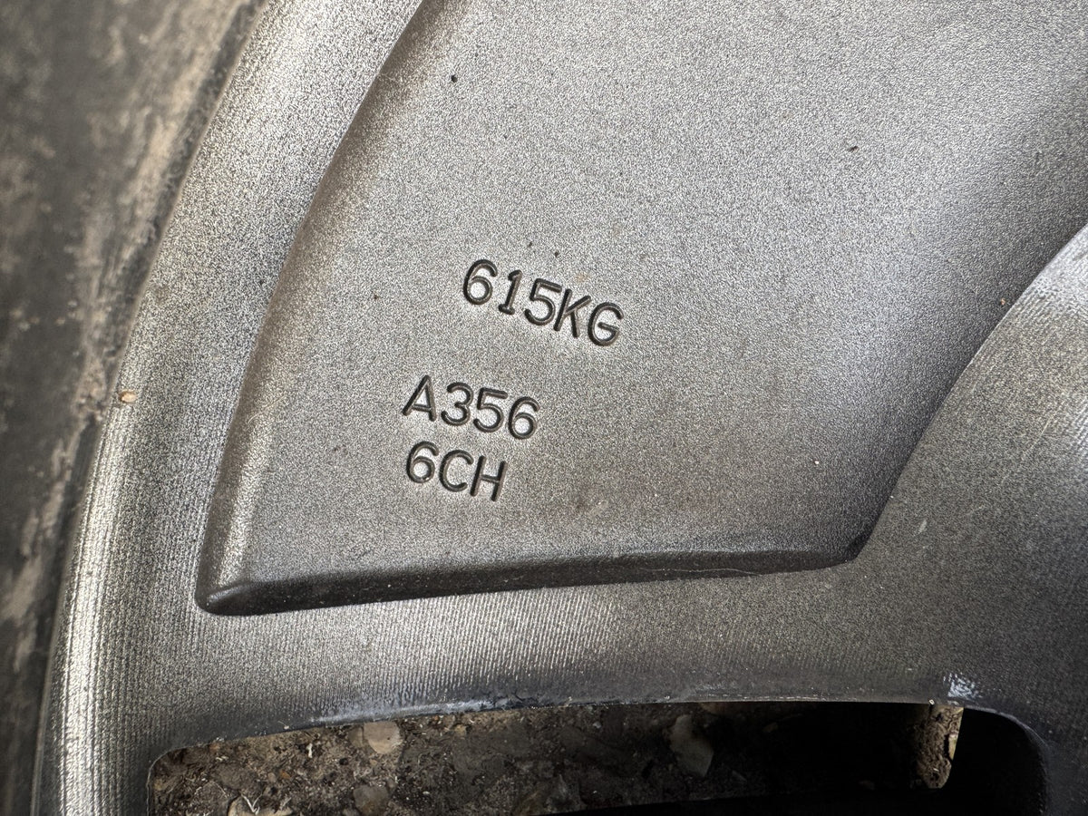 Jaecoo 5 18in 7.5J ET47 5x108 ダイヤモンドカット アルミホイール 傷あり 203001401AA
