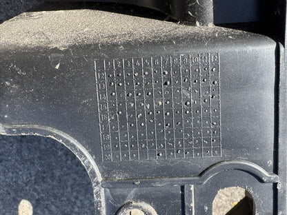 VW Transporter T5 T6 2005-2023 Galinio buferio centrinis laikiklis 7H0807723