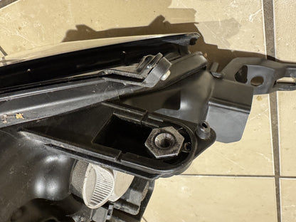 Lexus UX UX250H UX300E Lampu Depan LED Kiri 2019-2021 Kanta Calar Kaki Pecah