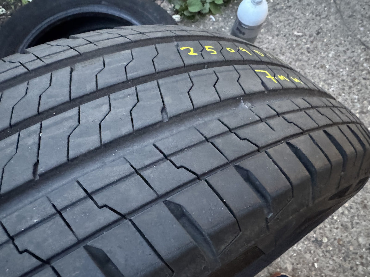 215 60 17 C 109/107T CONTINENTAL VANCONTACT ECO 215/60R17C 7MM 0725 SANS REPARATION
