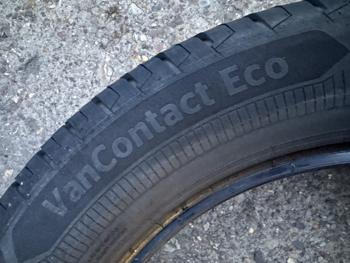 215 60 17 C 109/107T CONTINENTAL VANCONTACT ECO 215/60R17C 7MM 0725 SANS REPARATION