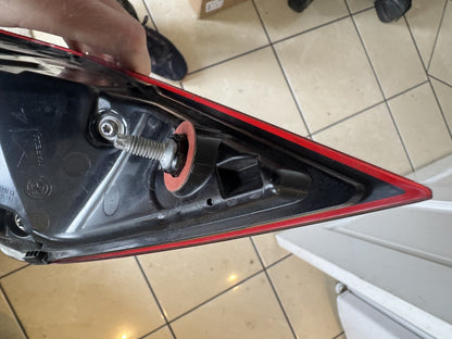 BMW 5 SERIES G60 G61 2024 ON ΔΕΞΙ ΕΞΩΤΕΡΙΚΟ ΠΙΣΩ ΦΑΝΑΡΙ LED H44B0F7D401 ΓΝΗΣΙΟ