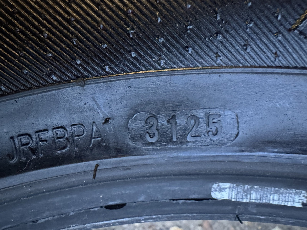 215 55 17 98W XL ILINK THUNDER U09 215/55R17 6MM DOT 3125 2025 NO REPAIRS TYRE