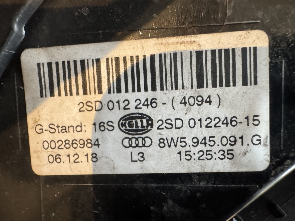 AUDI A4 B9 BERLINE 2016-2019 FEU ARRIÈRE EXTÉRIEUR GAUCHE LED 8W5945091G D'ORIGINE