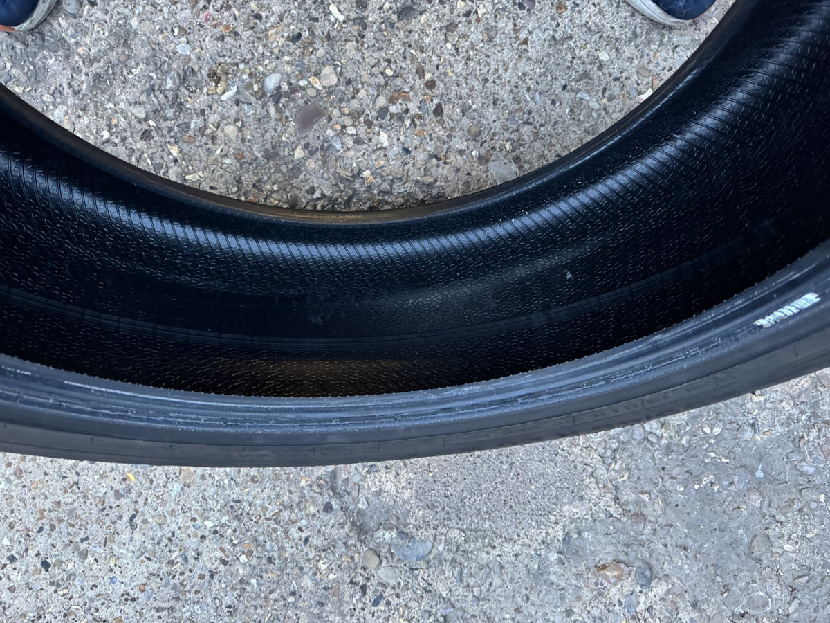 255 45 20 101W CONTINENTAL SPORT CONTACT 5 AO 255/45R20 5MM DOT 3822 NO REPAIRS
