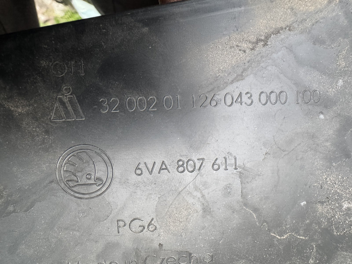 SKODA FABIA MK4 PJ 2021 ON FRONT BUMPER UNDERTRAY LOWER COVER 6VA807611 GENUINE