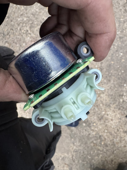 MERCEDES SPRINTER W907 W910 NUR ADBLUE-PUMPE EBM-PAPST 9373513021 EX A0994711400