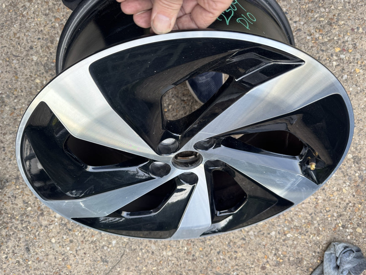 ล้อแม็ก Jaguar F-Pace X761 19in 8.5J ลาย Style 5103 ปัดเงา Diamond Cut MK83-1007-AB