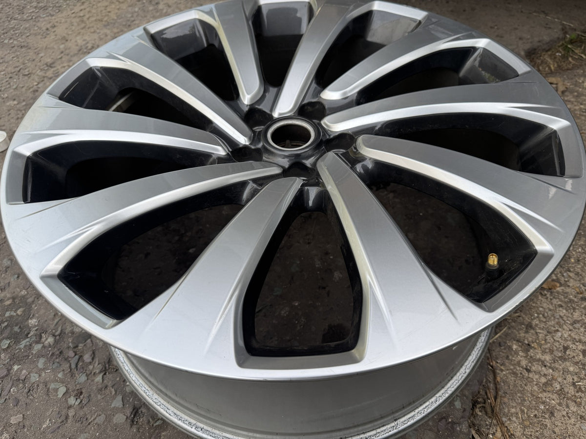 Range Rover L460 L461 23in Style 1079 Jante Alliage 9.5J M8EM-1007-BA LR153252