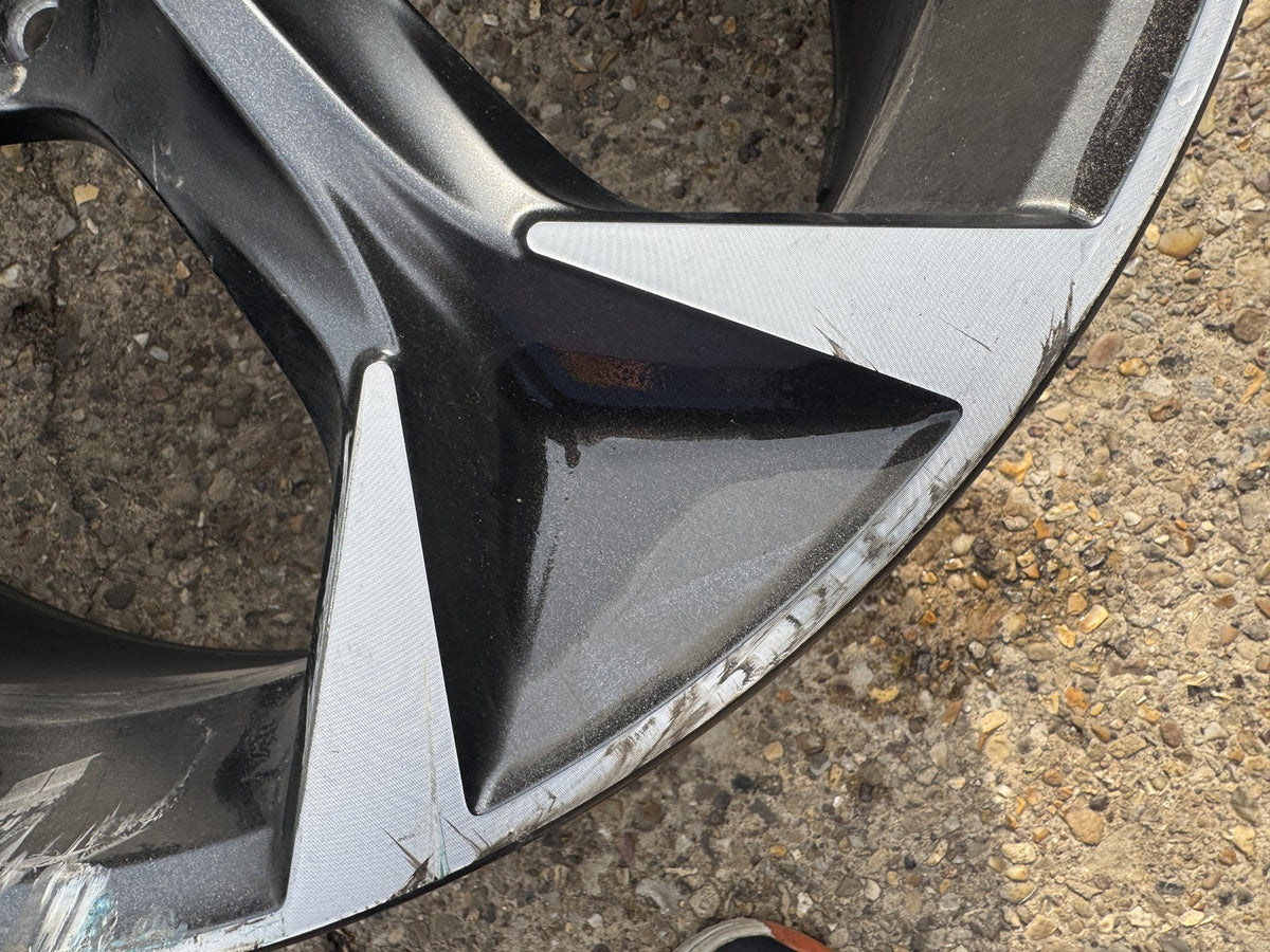 Cupra Formentor 19in Alloy Wheel 8Jx19 ET40 5x112 Scratched 5FF601025E NO TYRE