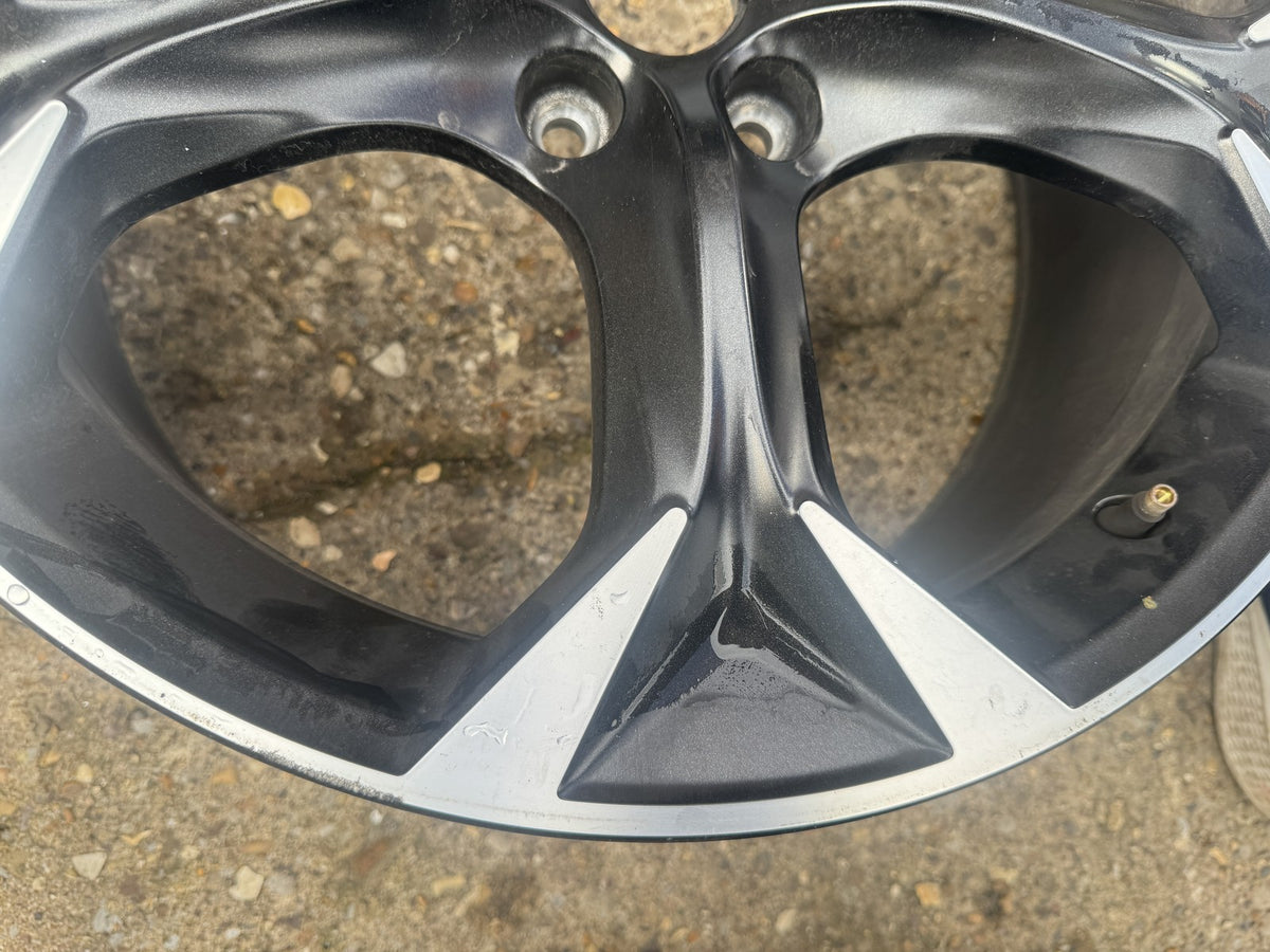 Cupra Formentor 19in Alloy Wheel 8Jx19 ET40 5x112 Scratched 5FF601025E NO TYRE