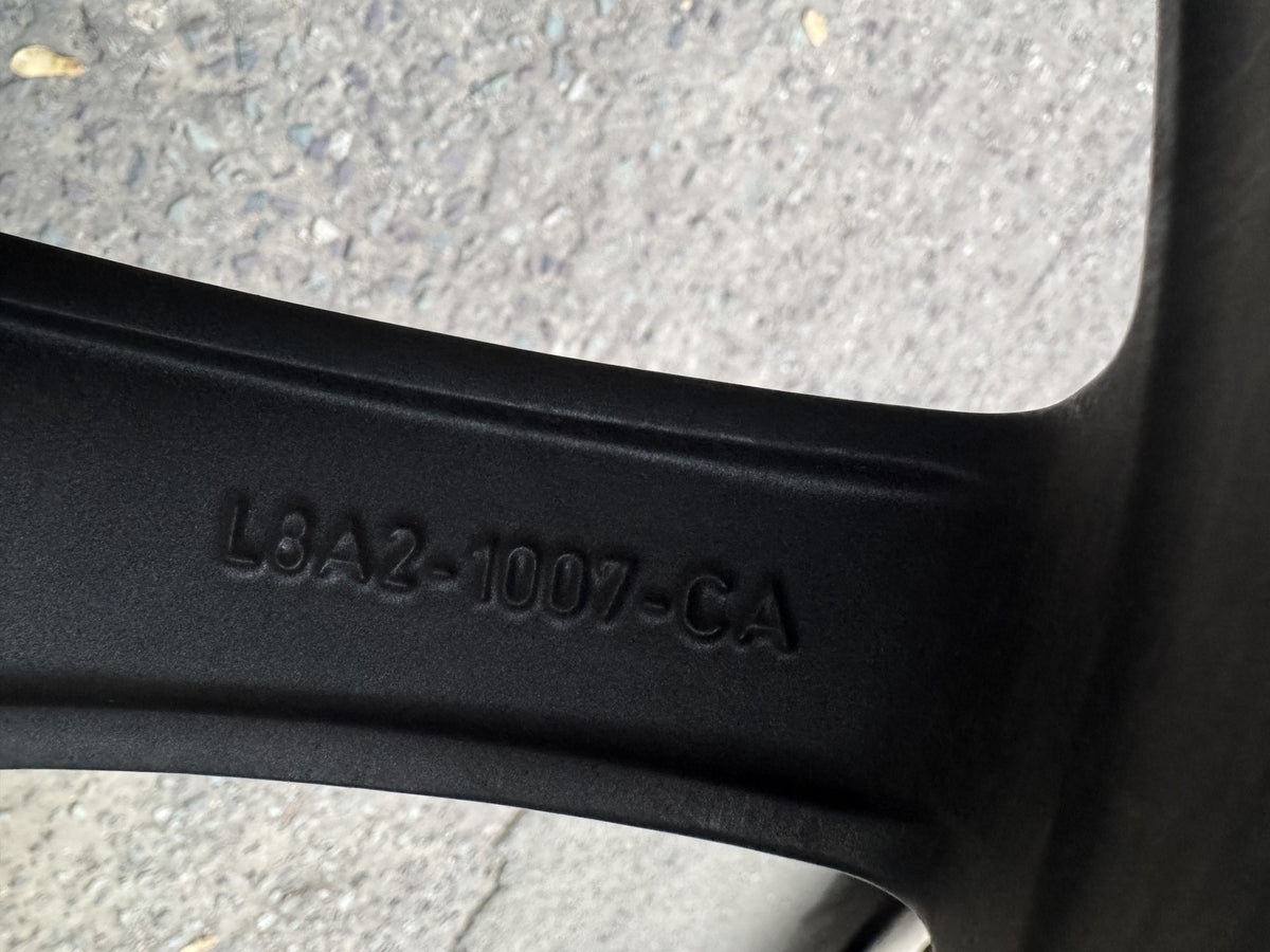 Original Range Rover Velar L560 21in Felge 8.5J ET45 L8A2-1007-CA OHNE REIFEN