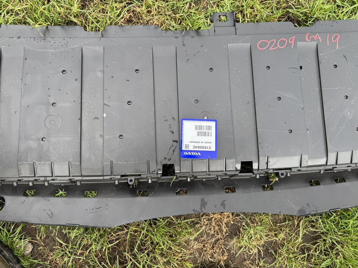 Volvo V90 S90 MK2 2016-2026 Front Bumper Undertray Cover 31690842 Genuine New