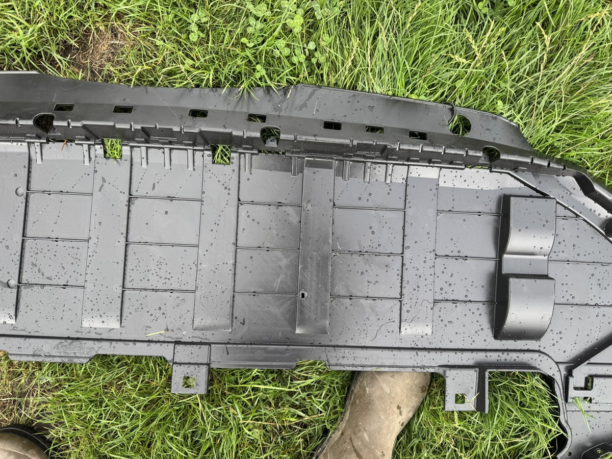Volvo V90 S90 MK2 2016-2026 Front Bumper Undertray Cover 31690842 Genuine New