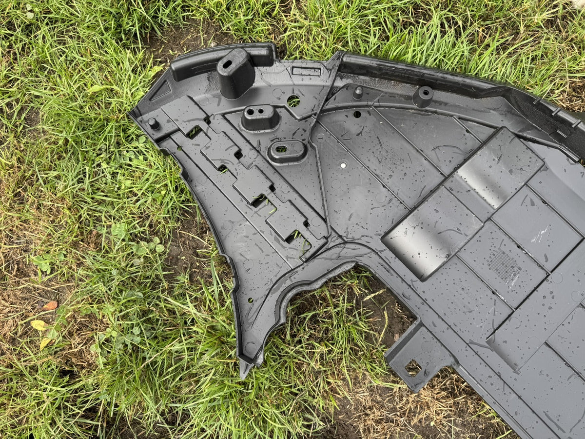 Volvo V90 S90 MK2 2016-2026 Front Bumper Undertray Cover 31690842 Genuine New