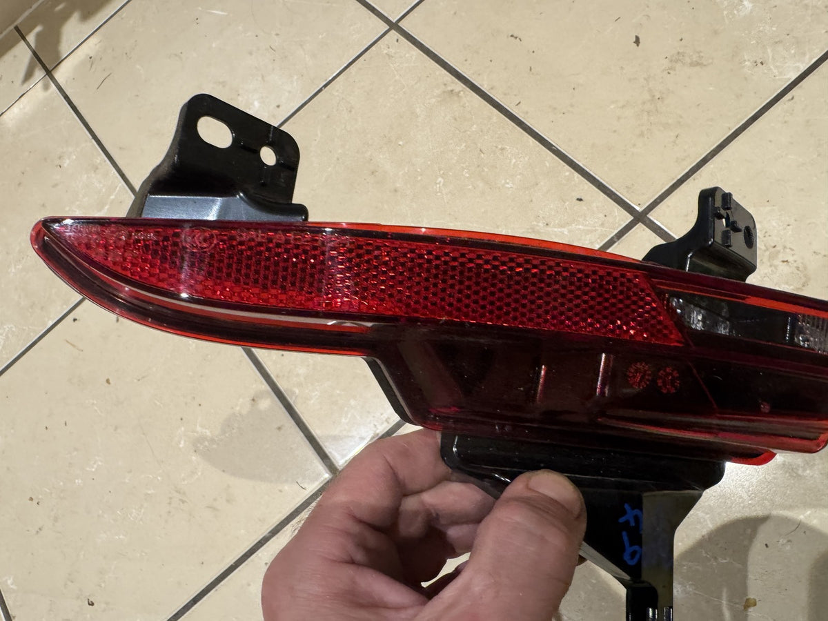 Range Rover Sport L461 2022-2026 Feu Antibrouillard Pare-chocs Arrière Gauche N9X2-15K273-AD
