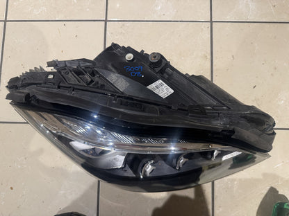 Mercedes CLS W218 C218 ไฟหน้า Multibeam LED รุ่นไมเนอร์เชนจ์ ด้านขวา A2188204259