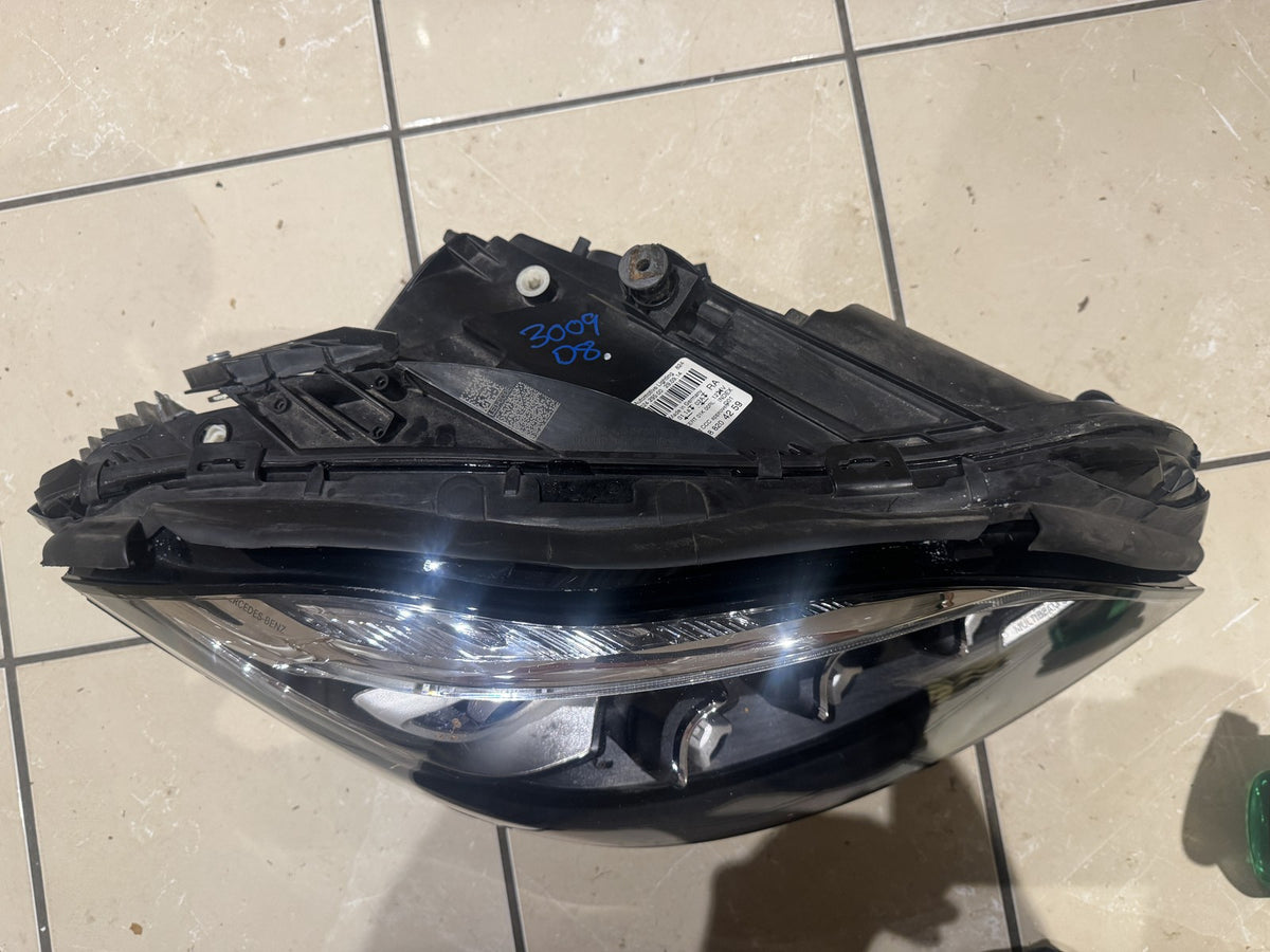 Mercedes CLS W218 C218 ไฟหน้า Multibeam LED รุ่นไมเนอร์เชนจ์ ด้านขวา A2188204259
