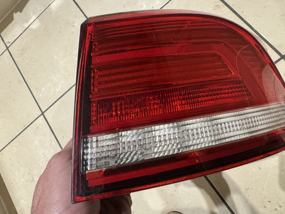 VW Passat B8 Variant 2015-2019 Rückleuchte hinten rechts außen 3G9945312