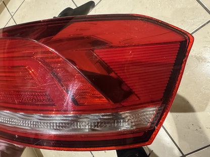 VW Passat B8 Variant 2015-2019 Rückleuchte hinten rechts außen 3G9945312