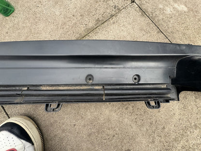 VW Transporter T5 T5.1 2010-2015 Front Radiator Air Guide 7E0805962B Damaged