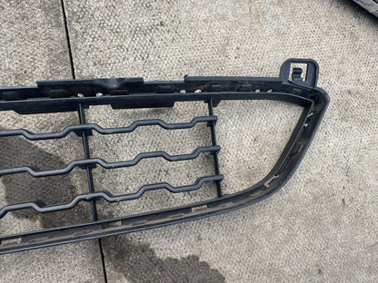 BMW X6 F16 M Sport 2015-2019 Front Bumper Lower Centre Grille 51118056521 SPARES