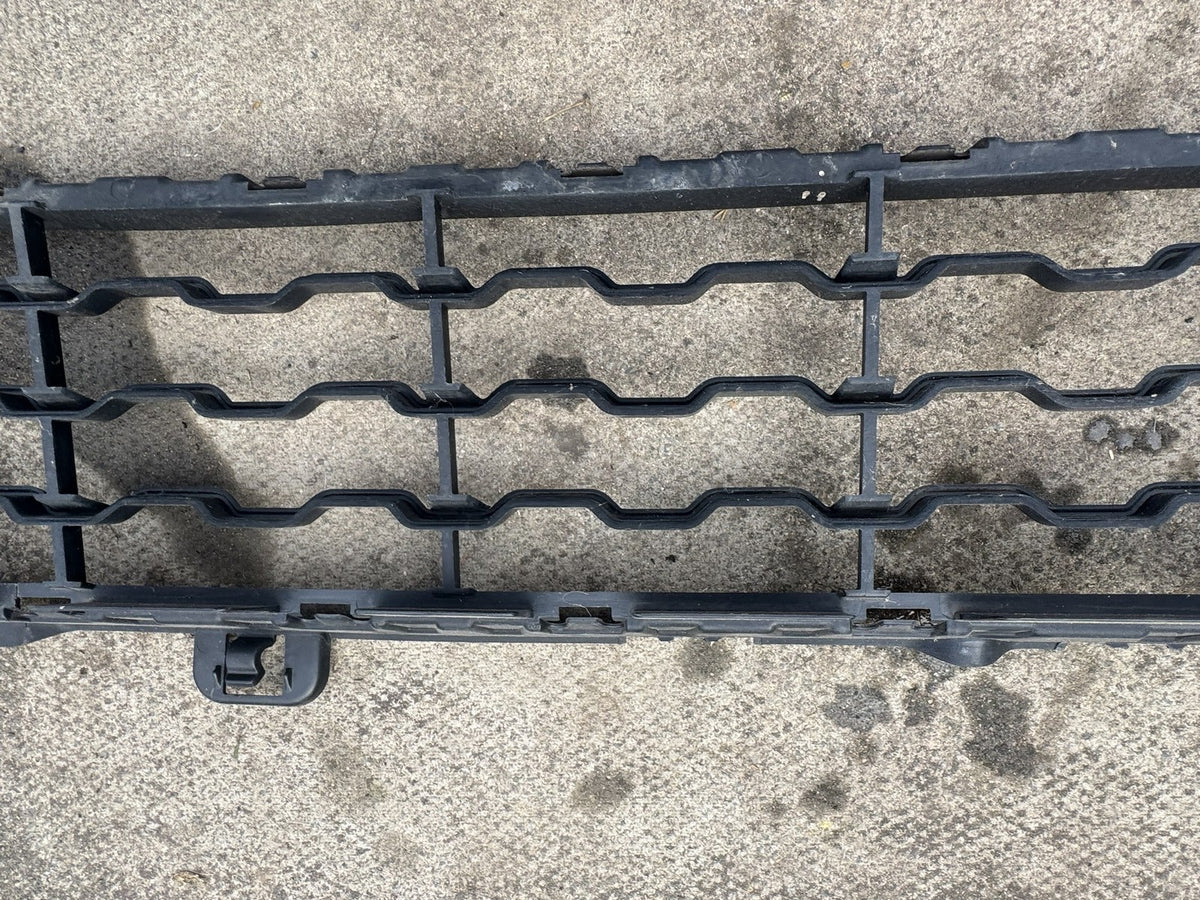 BMW X6 F16 M Sport 2015-2019 Front Bumper Lower Centre Grille 51118056521 SPARES