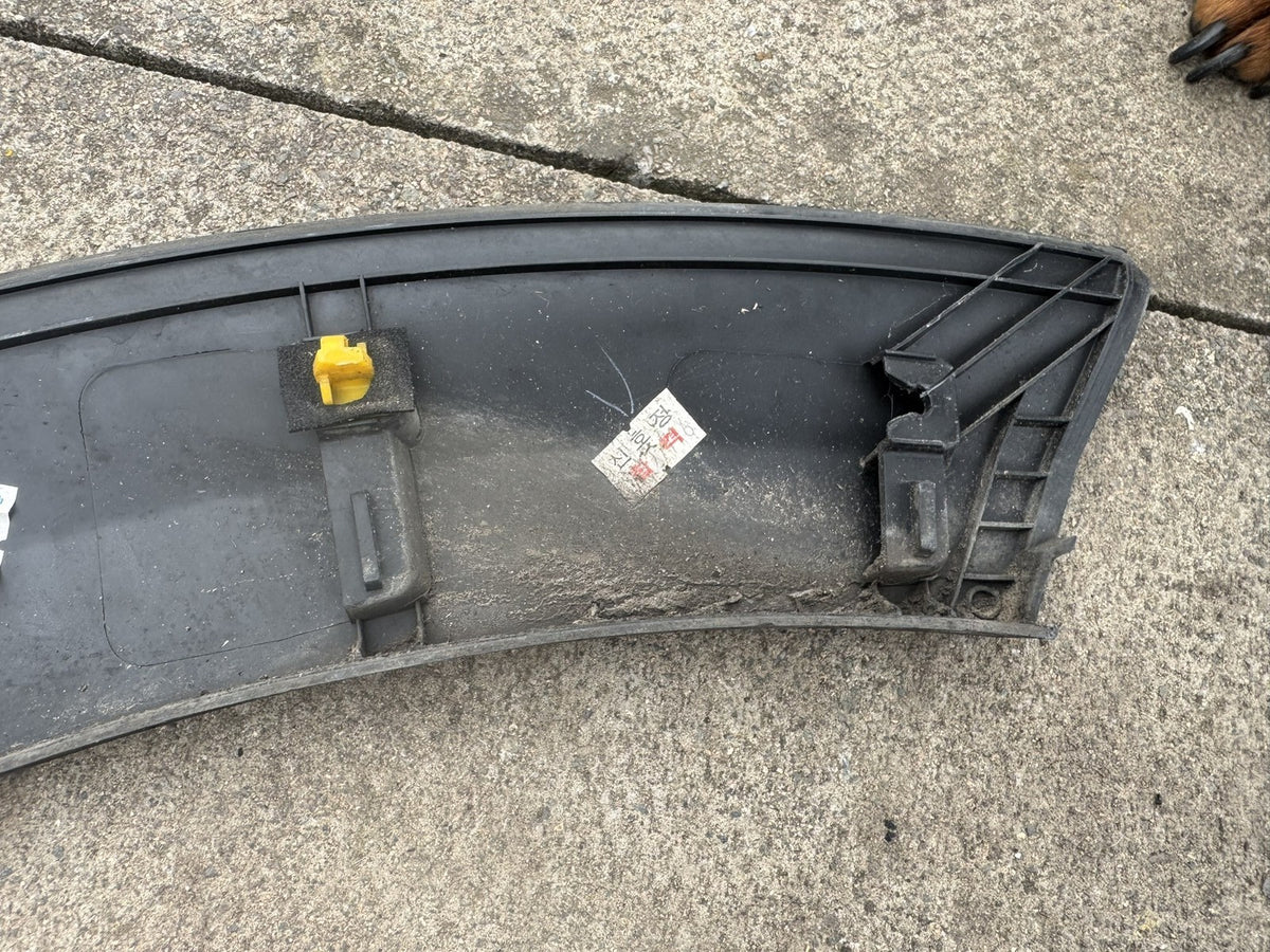 Kia Niro DE 2017-2022 Front Left Wheel Arch Trim Moulding 87713-G5000