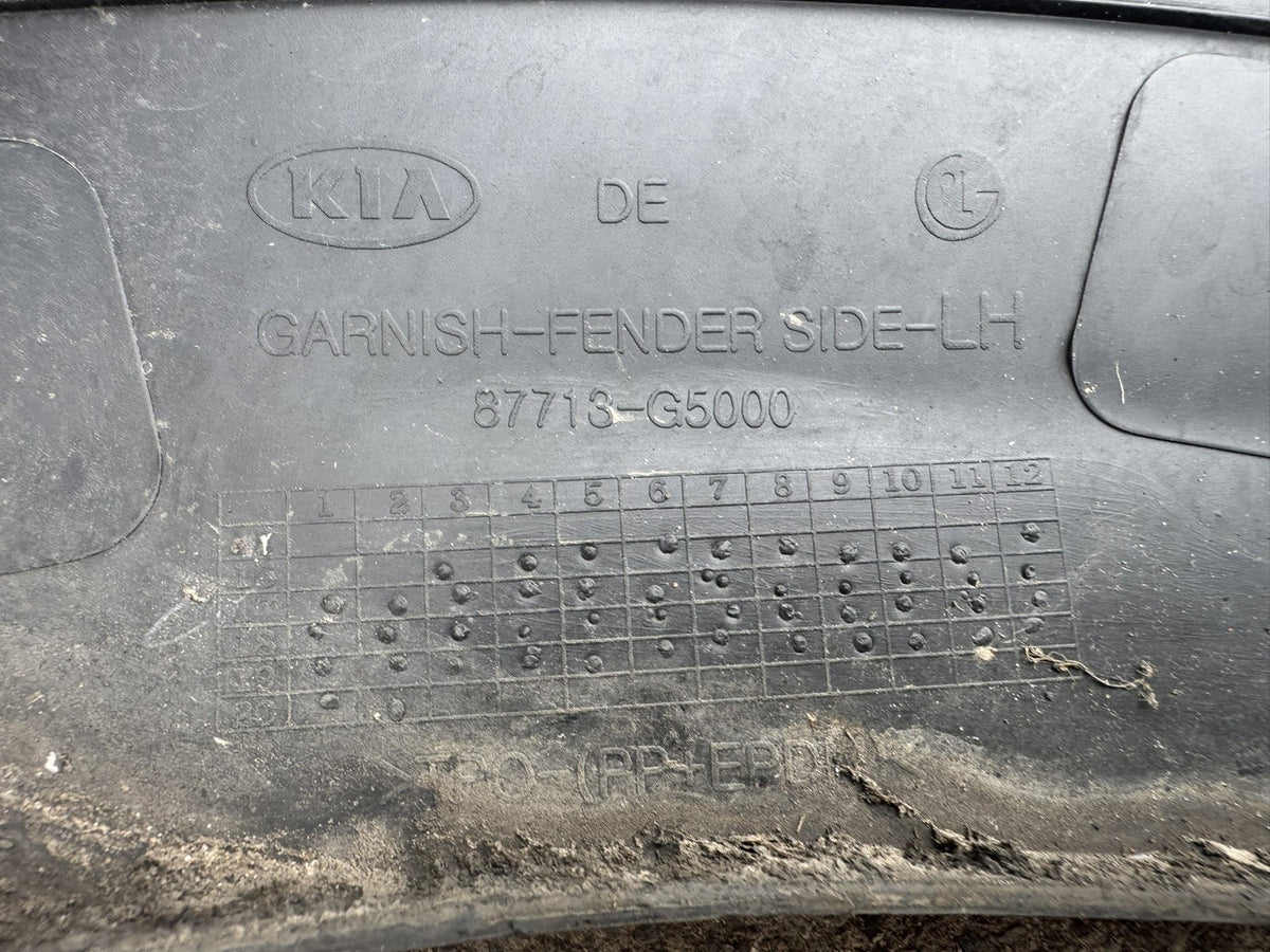 Kia Niro DE 2017-2022 Front Left Wheel Arch Trim Moulding 87713-G5000