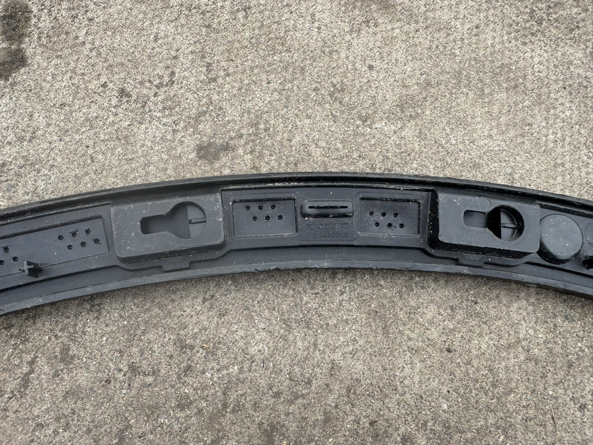 Volvo XC40 Recharge C40 Electric Front Left Wheel Arch Trim 31448348