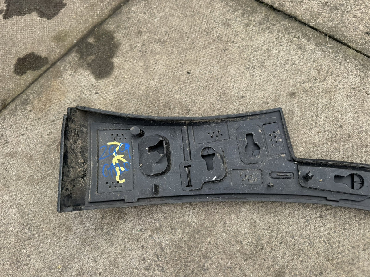 Volvo XC40 Recharge C40 Electric Front Left Wheel Arch Trim 31448348