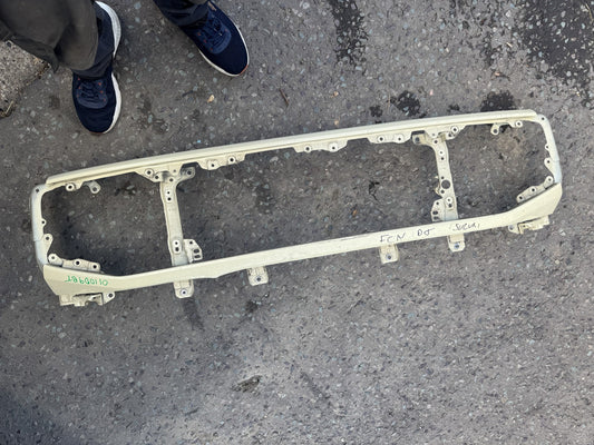 Soporte de Rejilla Panel Frontal de Carrocería Suzuki Jimny 2019-2026 58200-78R00 Pequeña Abolladura