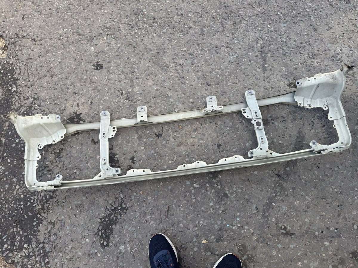Suzuki Jimny 2019-2026 Front Frame Panel Grille Carrier 58200-78R00 Small Dent