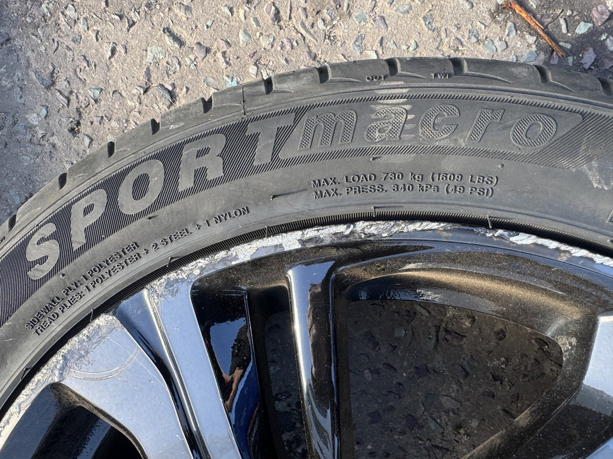 Honda Civic Mk10 17 Alloy Wheel 42700-TGN-G91 Needs Refurb + 235/45 R17 Tyre