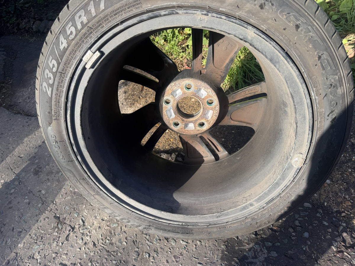 Honda Civic Mk10 17 Alloy Wheel 42700-TGN-G91 Needs Refurb + 235/45 R17 Tyre