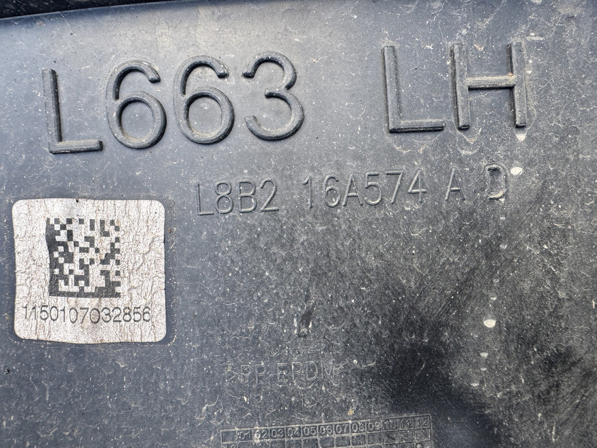 Land Rover Defender L663 Εμπρός Λασπωτήρας Εμπρός Τμήμα Αριστερό L8B2-16A574-AD