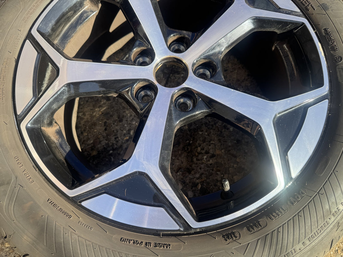 ล้อแม็ก Ford Puma 17 R1TC-1007-A1A 7J ET47.5 + ยาง Goodyear 215/55 R17 5.75mm