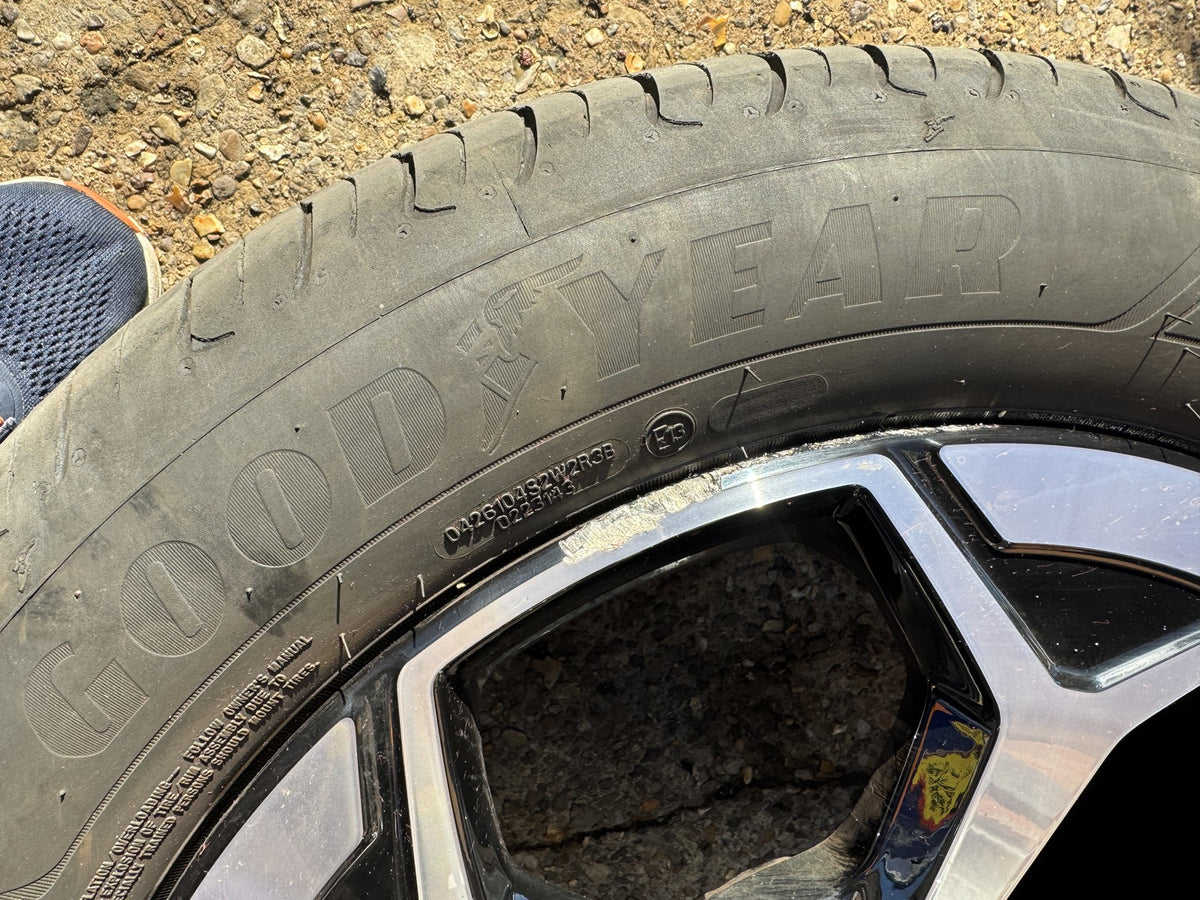 ล้อแม็ก Ford Puma 17 R1TC-1007-A1A 7J ET47.5 + ยาง Goodyear 215/55 R17 5.75mm