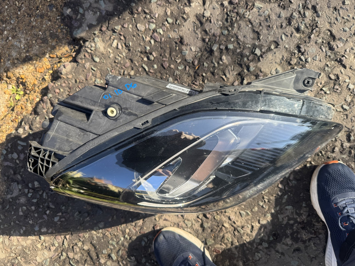 Ford Puma (2020-2023) Headlight Right L1TB-13E014-FK Spares or Repair