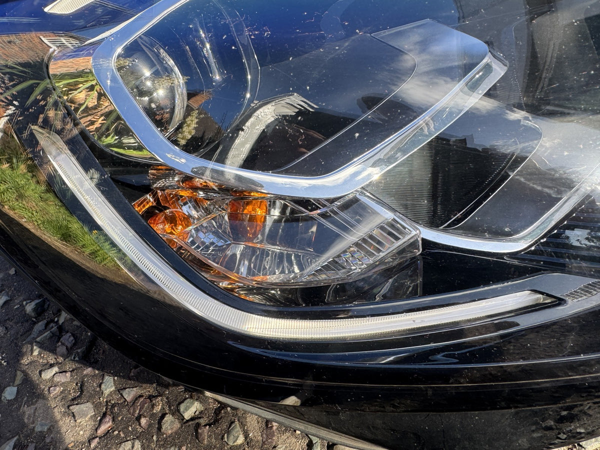 Ford Puma (2020-2023) Headlight Right L1TB-13E014-FK Spares or Repair