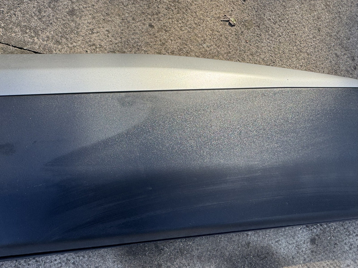 Peugeot 2008 Mk2 Rear Door Lower Moulding Left 9837637480 Spares or Repair