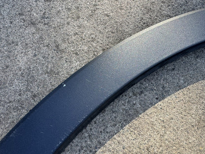 Tesla Model Y Εμπρός Διακοσμητικό Θόλου Τροχού Φρύδι Φτερού Δεξί 1683860-00-A