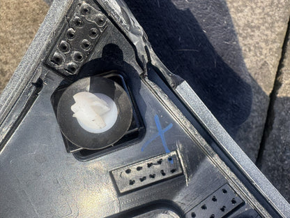 Kia Niro Mk2 SG2 2023-2026 Διακοσμητικό Πίσω Κολόνας C Αριστερό Λευκό 878C1-AT000 Με Ζημιά