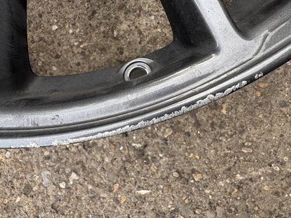 Tesla Model 3 18 Cerchio In Lega Aero 8.5J ET40 1044261-00-A Crepato Da Ricostruire o Per Ricambi