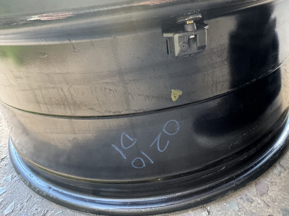 2025 Land Rover Defender L663 22 Style 5098 Black Alloy Wheel L8BM1007AD Kerbed